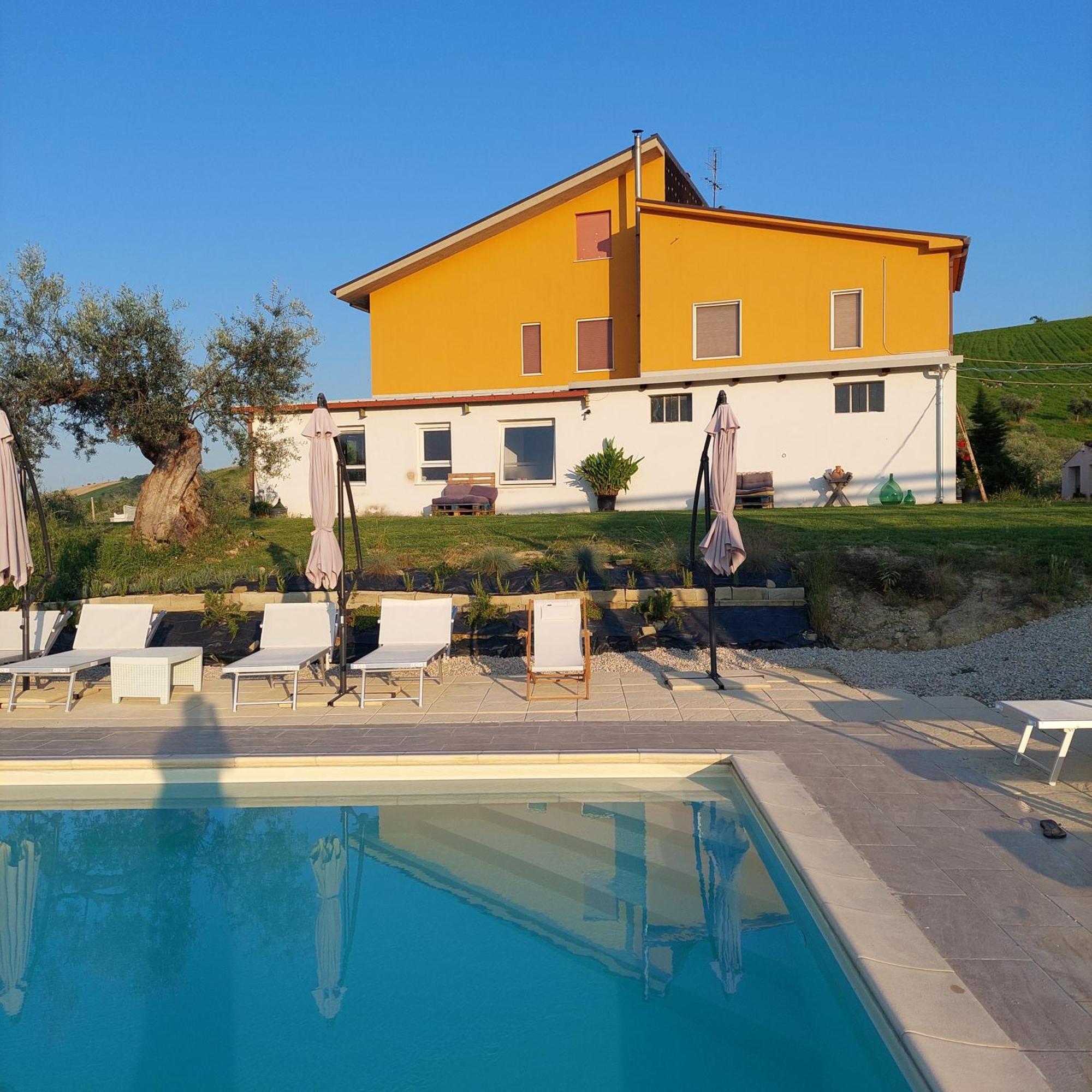 Villa Ferranti Abruzzo Montefino Exterior photo